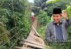 Pernah di Janjikan Al Haris Dana 1.5 Milayar Jambatan Desa Aurberduri di Keluhkan Warga